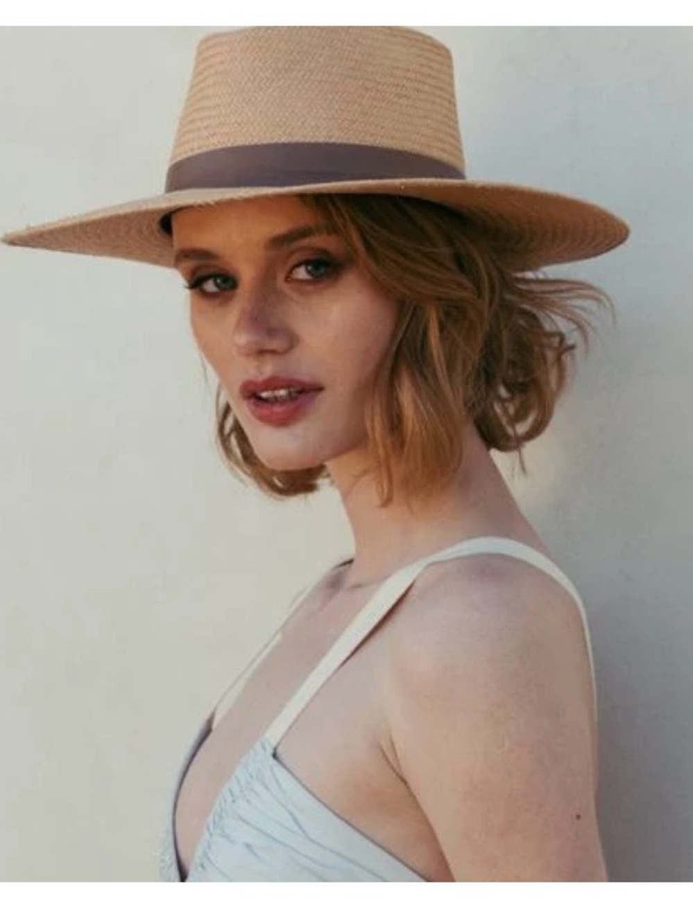 NWOT Lovely Bird Straw Fedora : Medium